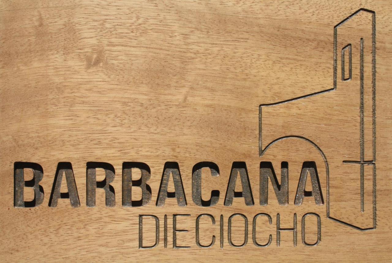 Barbacana, Dieciocho Baeza Exteriér fotografie